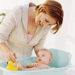 Bathing your newborn: 11 things to remember