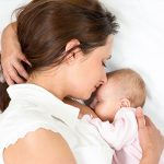31 Breastfeeding Benefits for Mom and Baby