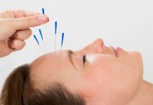 pressure points to induce labor
