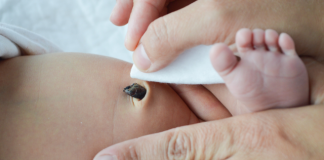 benefits of delayed cord clamping