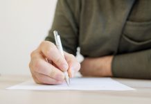 writing by hand benefits