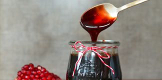 pomegranate molasses benefits