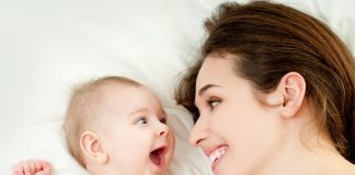 when do babies start cooing